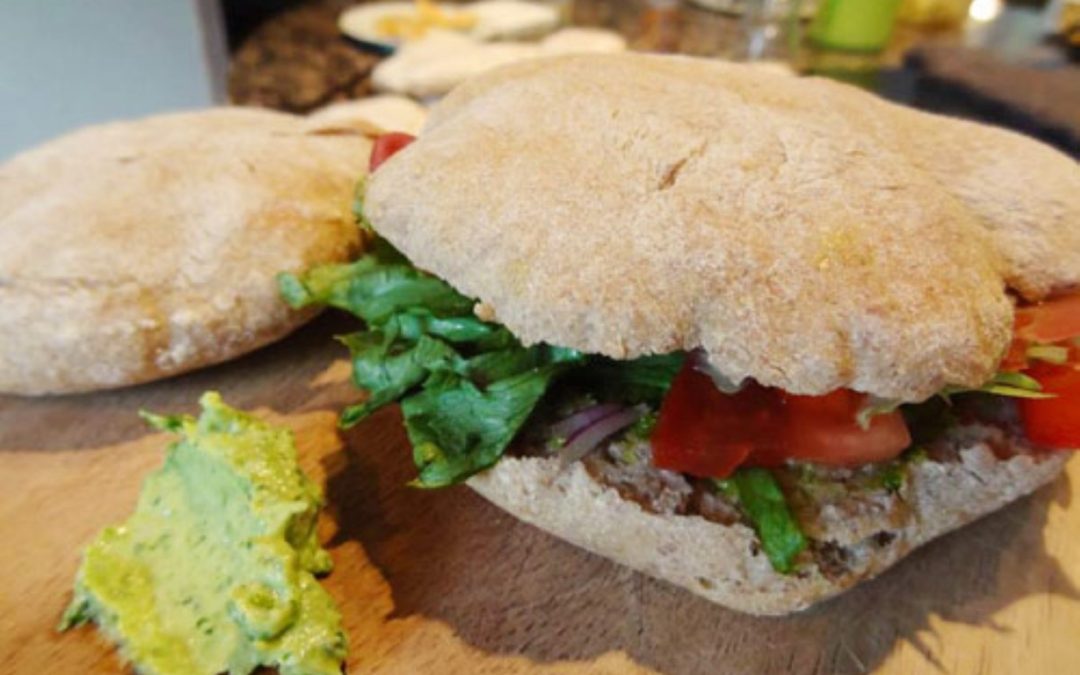 Koldhævede rugbrødslommer
